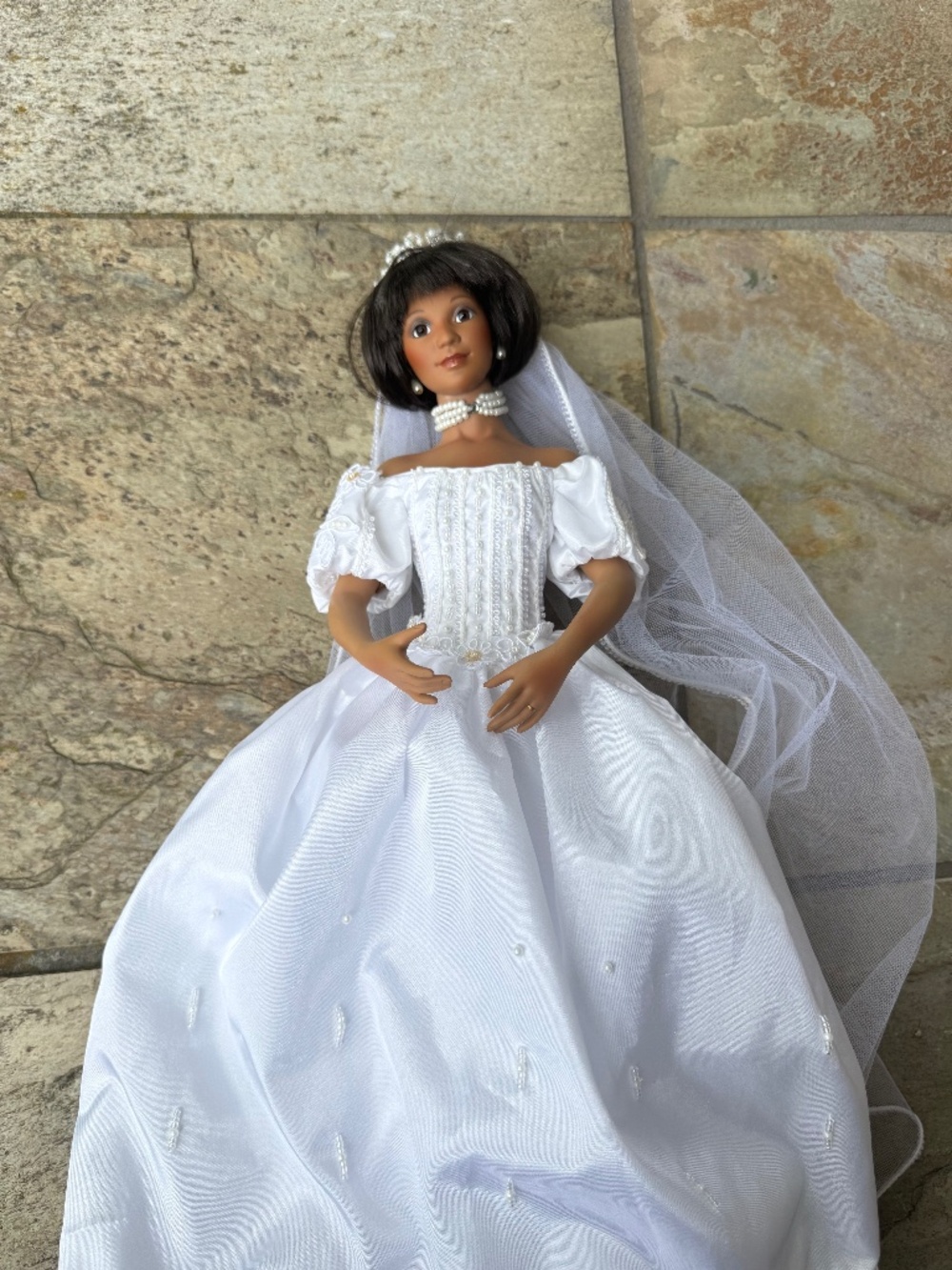 The Ashton Drake Galleries/Vanessa/Porcelain Doll/Bride *Limited Edition.